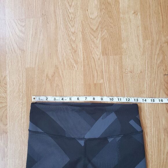 Brooks 'Formation' Crop Compression Running Tights Leggings - size Small - Picture 8 of 11